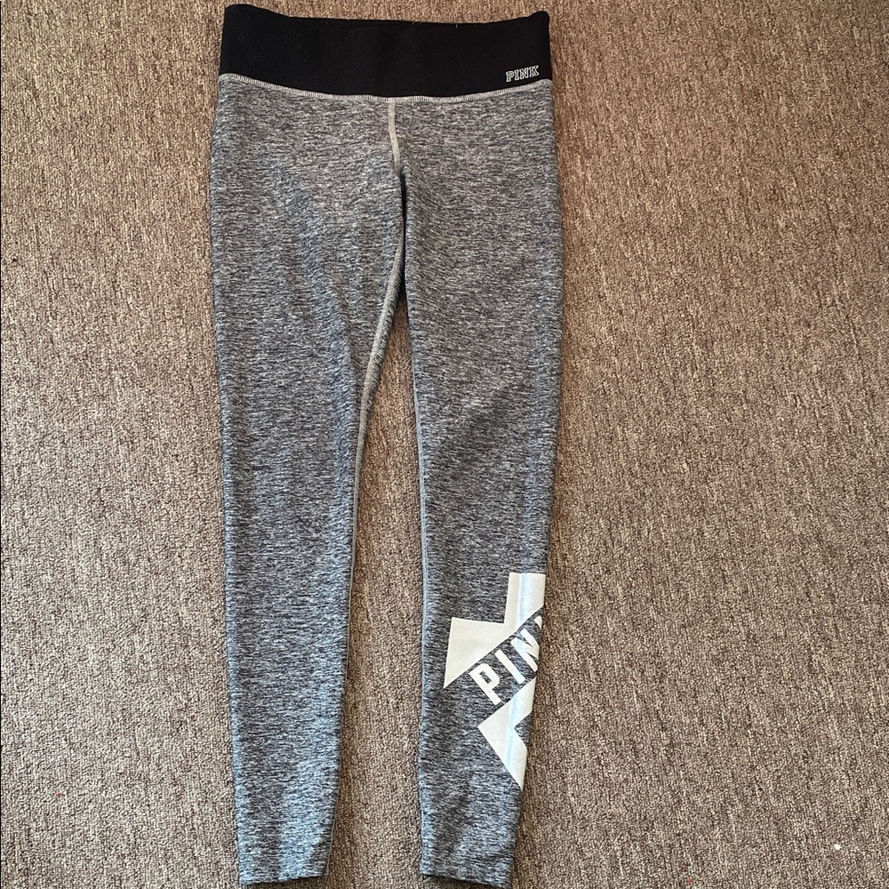 PINK Victoria's Secret Leggings in Gray and Black XS